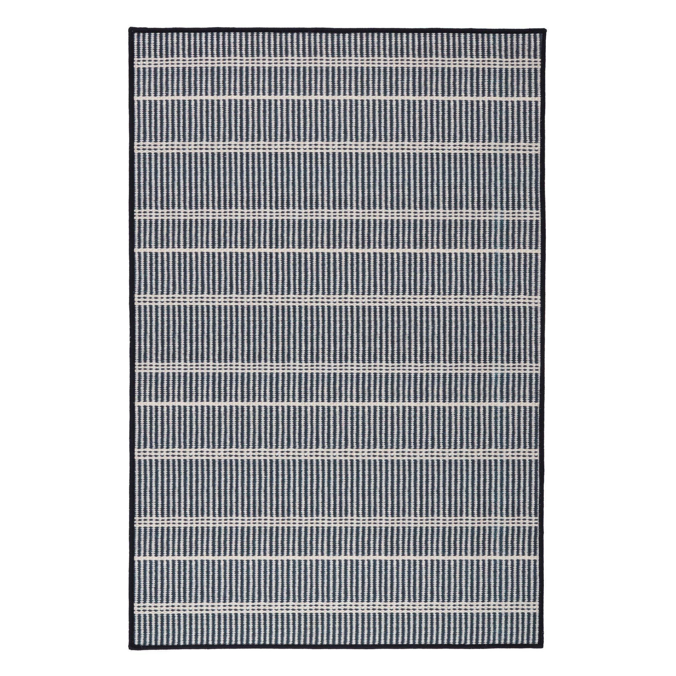 Samson Machine Washable Rug | Black: 2' x 3'