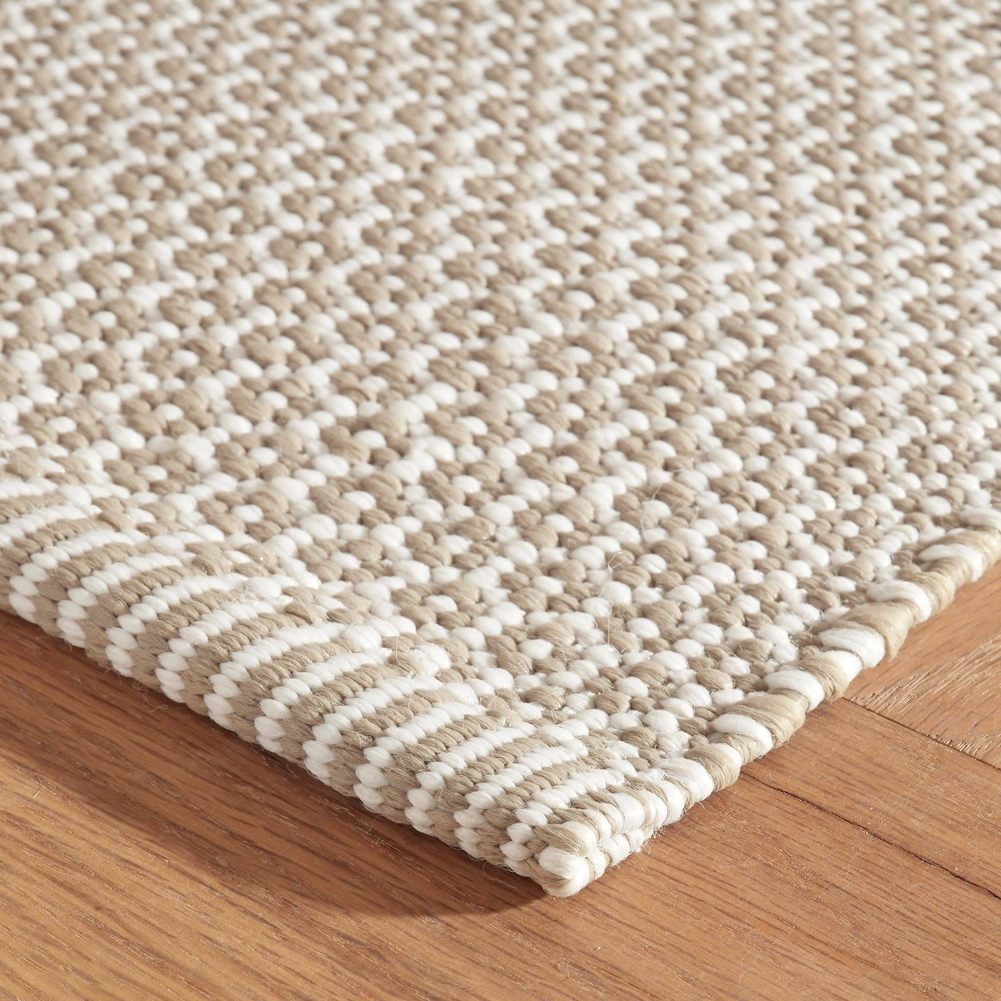 Finn Handwoven Indoor/Outdoor Rug | Khaki: 2' x 3'