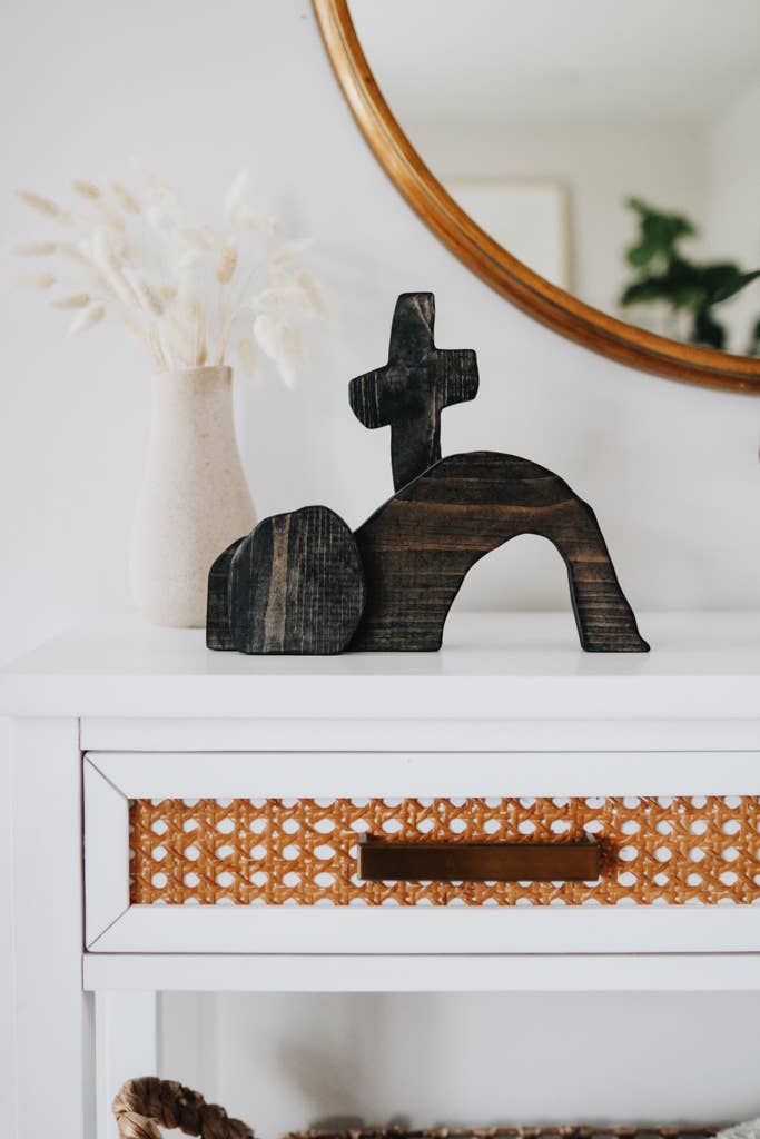 He Lives Wood Decor - Made by Survivors : Natural
