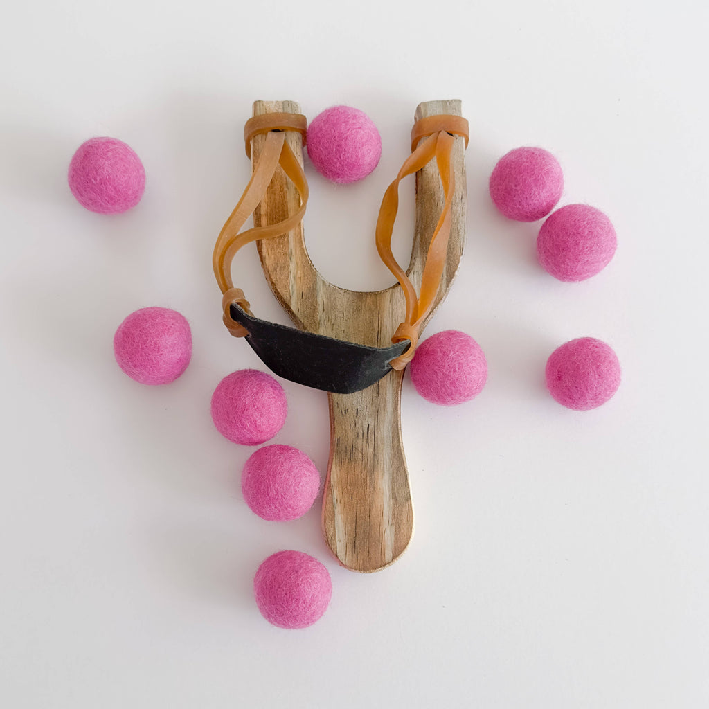 Wood Slingshot with 10 Felt Balls: Royal Blue