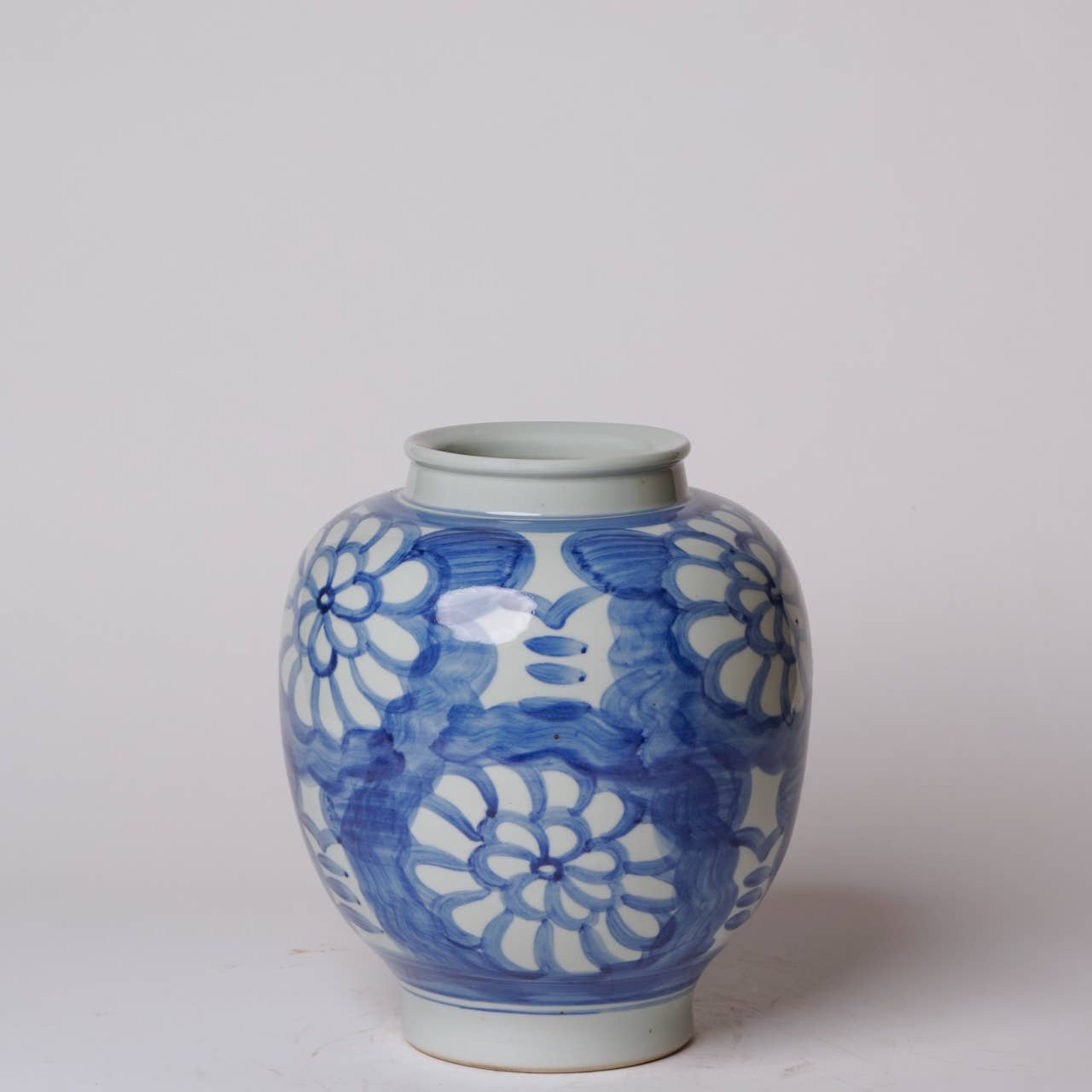 Hand Painted Floral Blue and White Porcelain Globe Vase