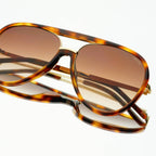 Shay Aviator Sunglasses : Tortoise