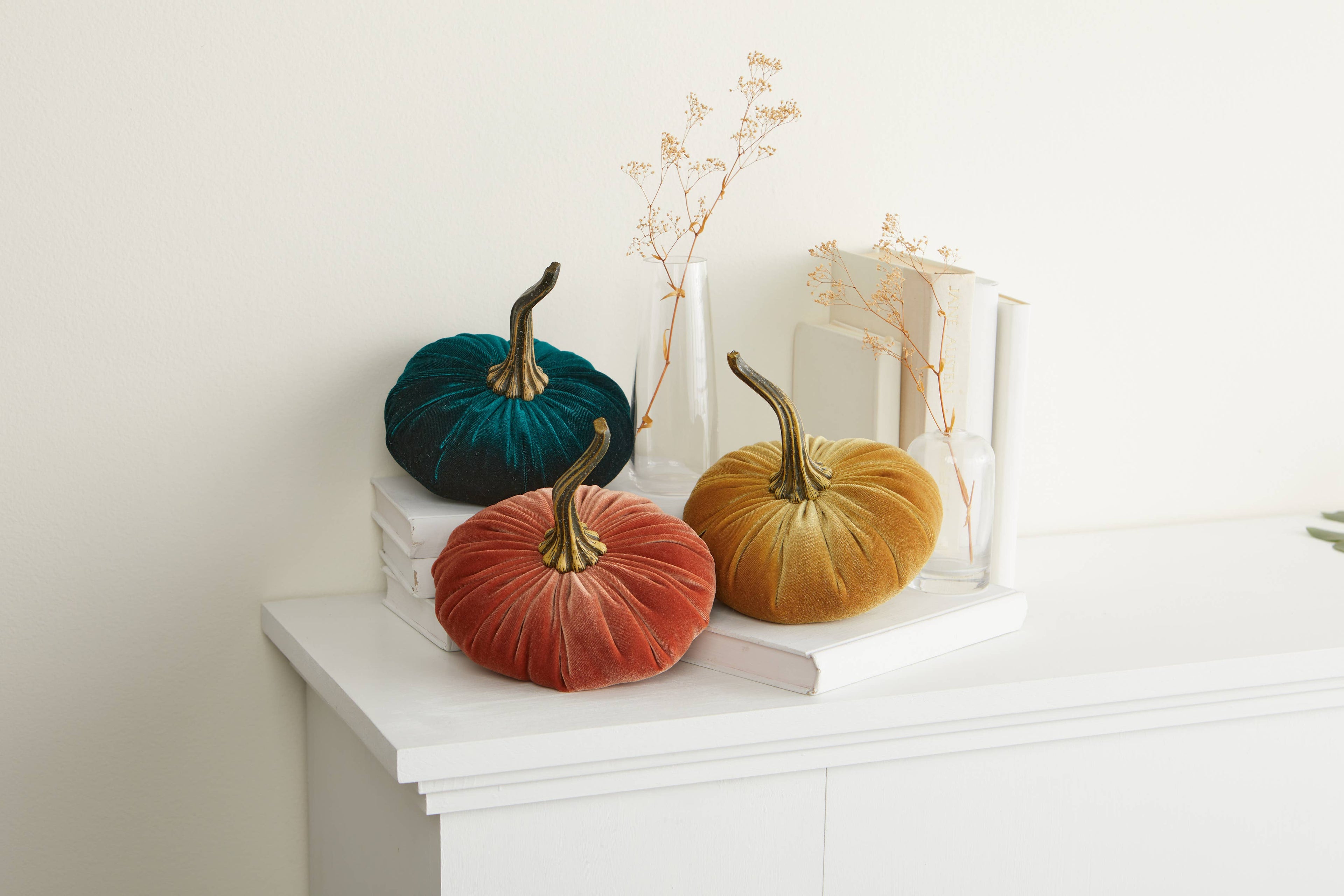 Pumpkin Large Velvet, Gold