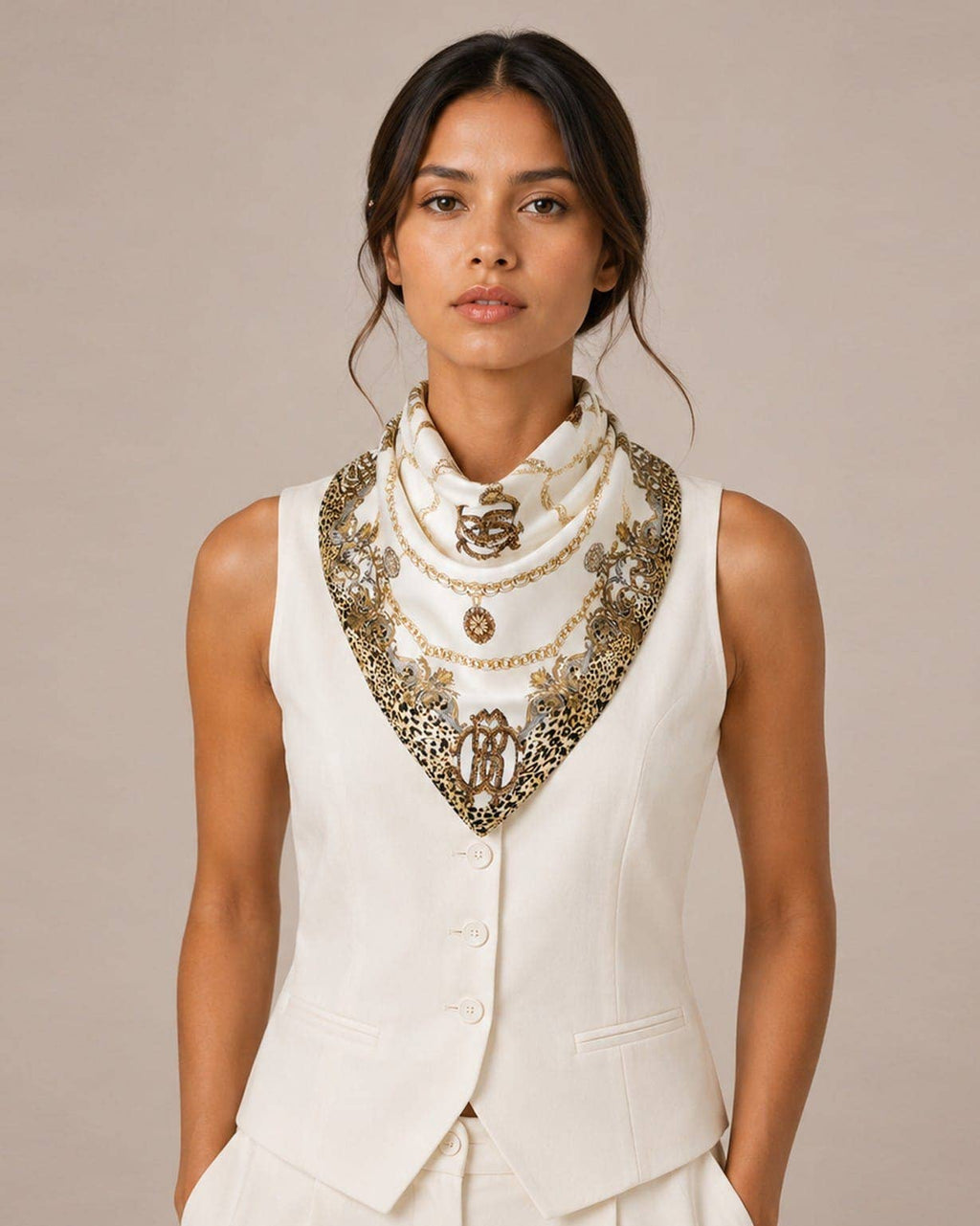 WLQS528 Chain Print Square Scarf: White