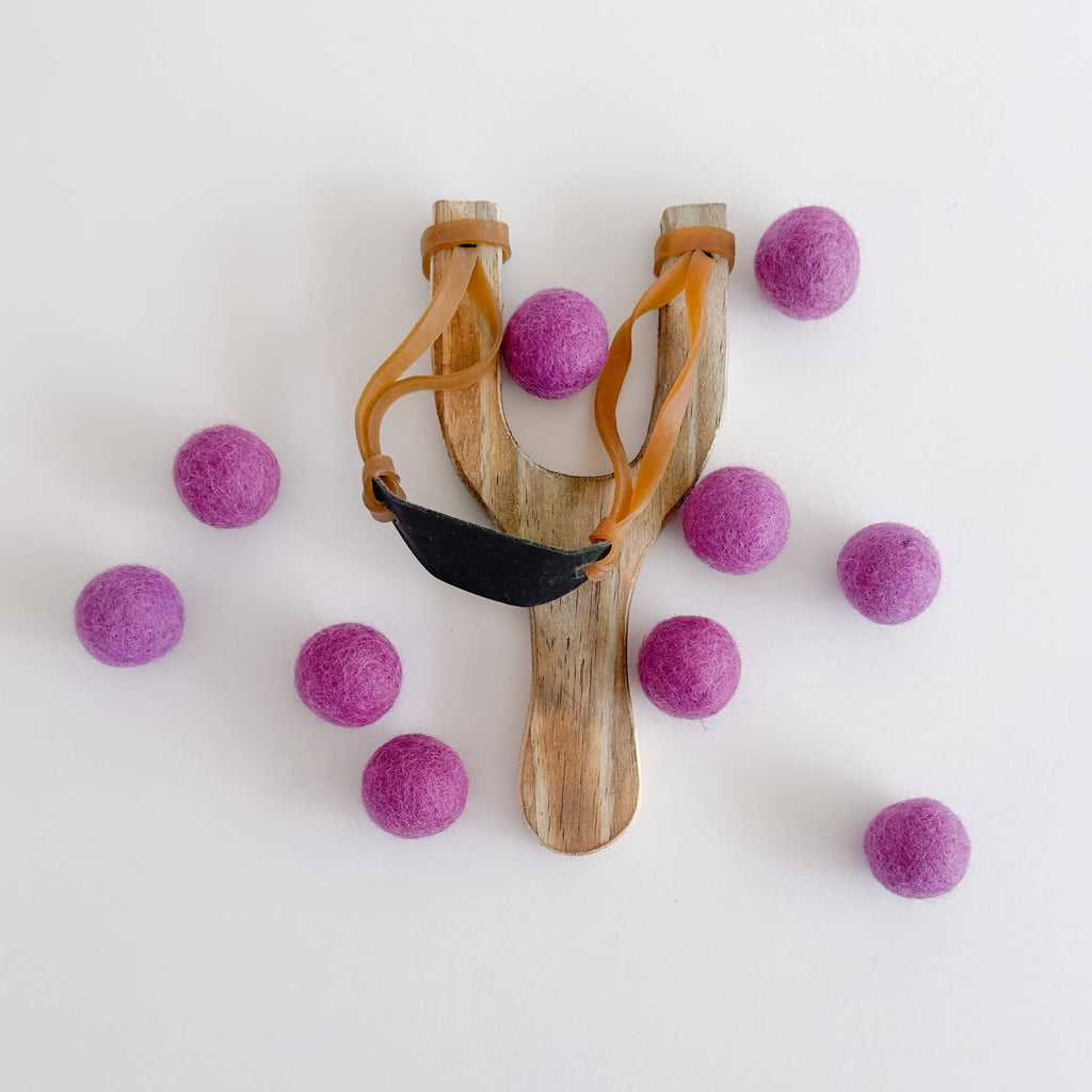 Wood Slingshot with 10 Felt Balls: Royal Blue