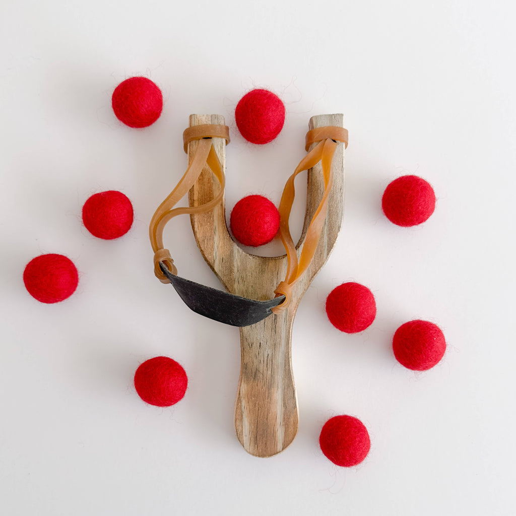 Wood Slingshot with 10 Felt Balls: Royal Blue