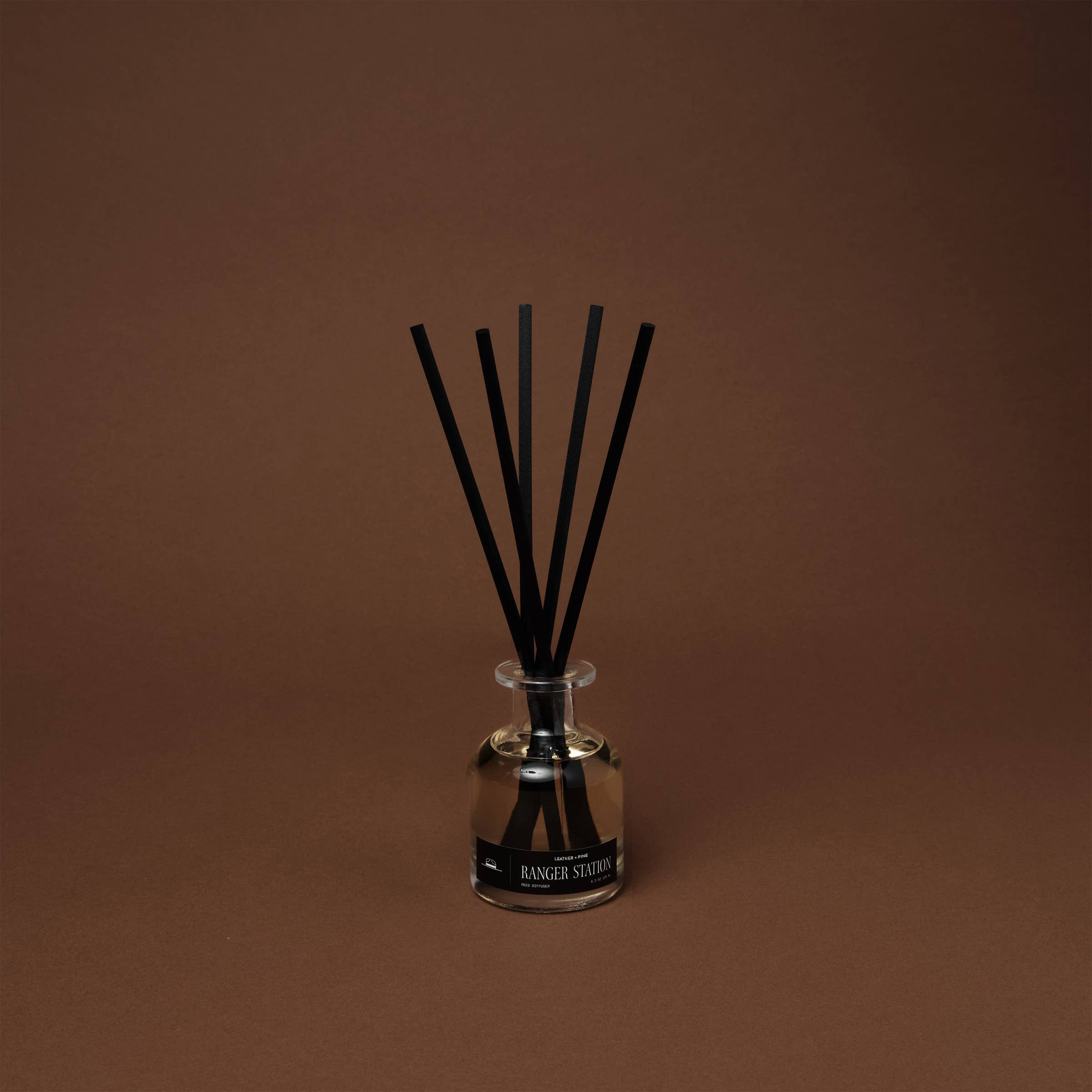 LEATHER + PINE REED DIFFUSER: 4oz