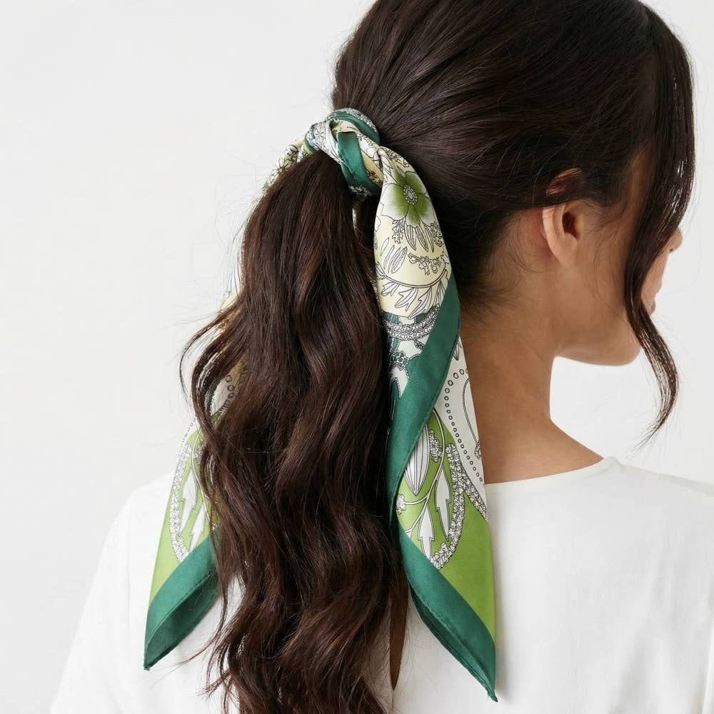 Four-Leaf Clover And Flower Square Bandana Scarf: OV