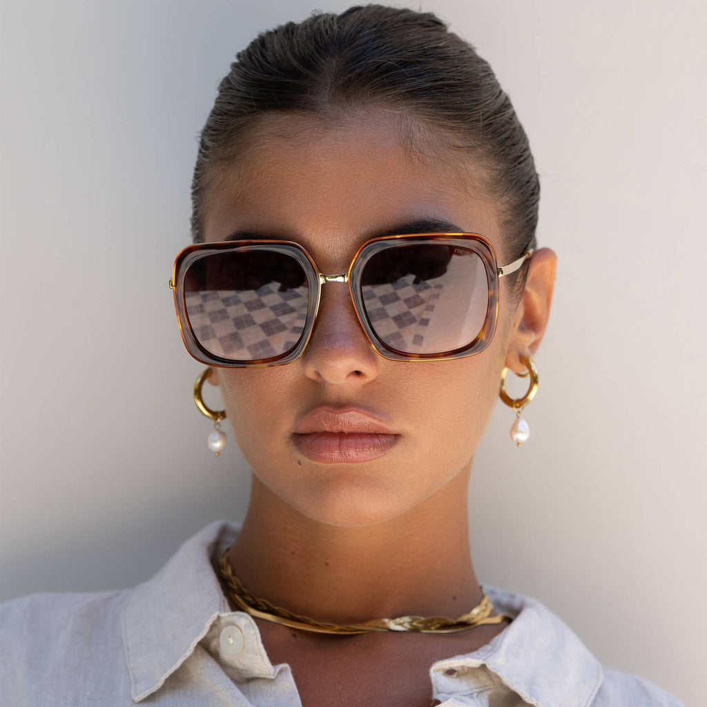 Lulu Acetate Womens Square Sunglasses : Brown