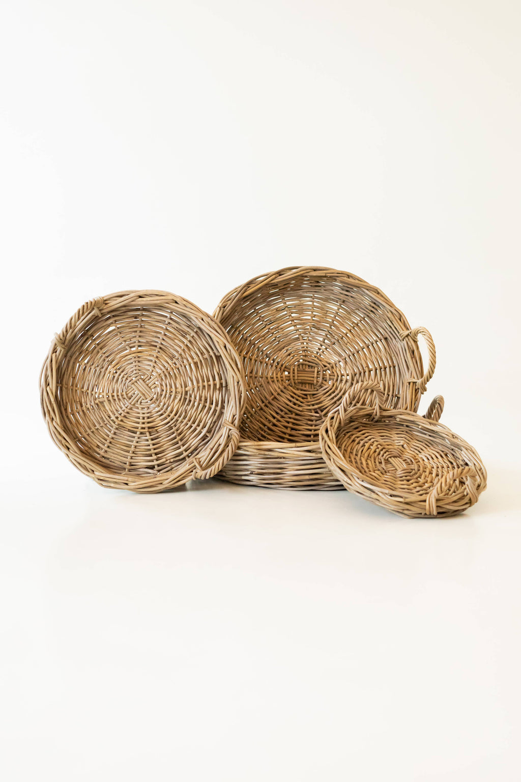 Rattan Round Tray: Medium - 17" D