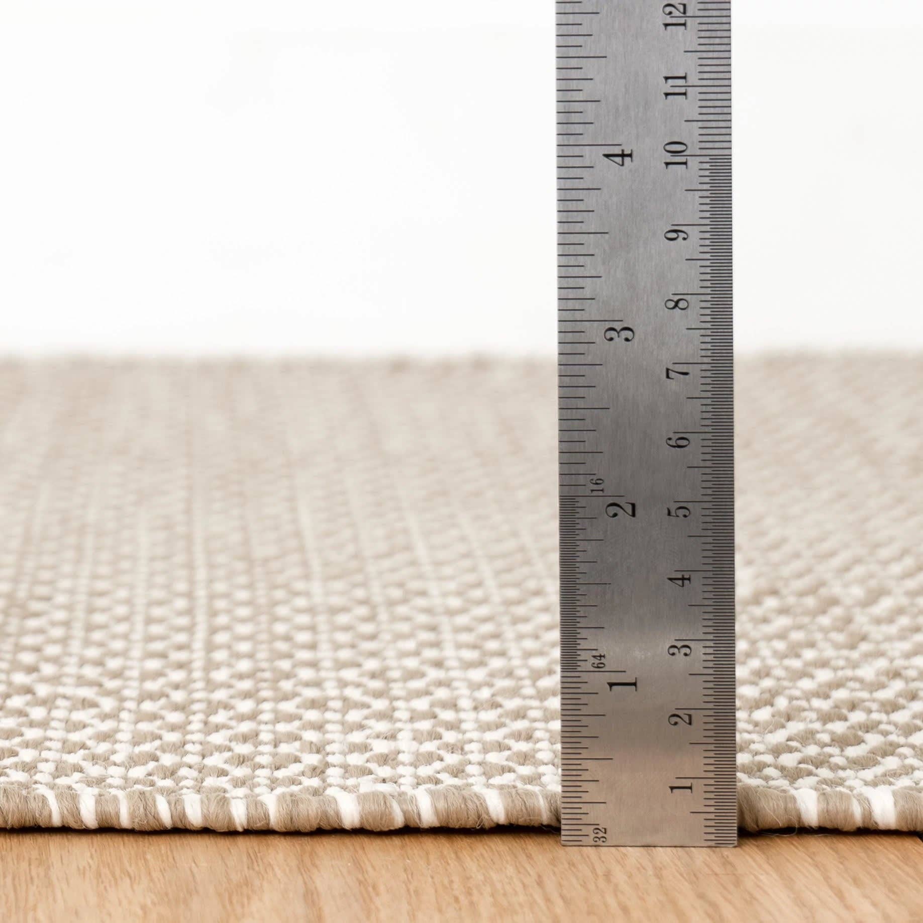 Finn Handwoven Indoor/Outdoor Rug | Khaki: 2' x 3'