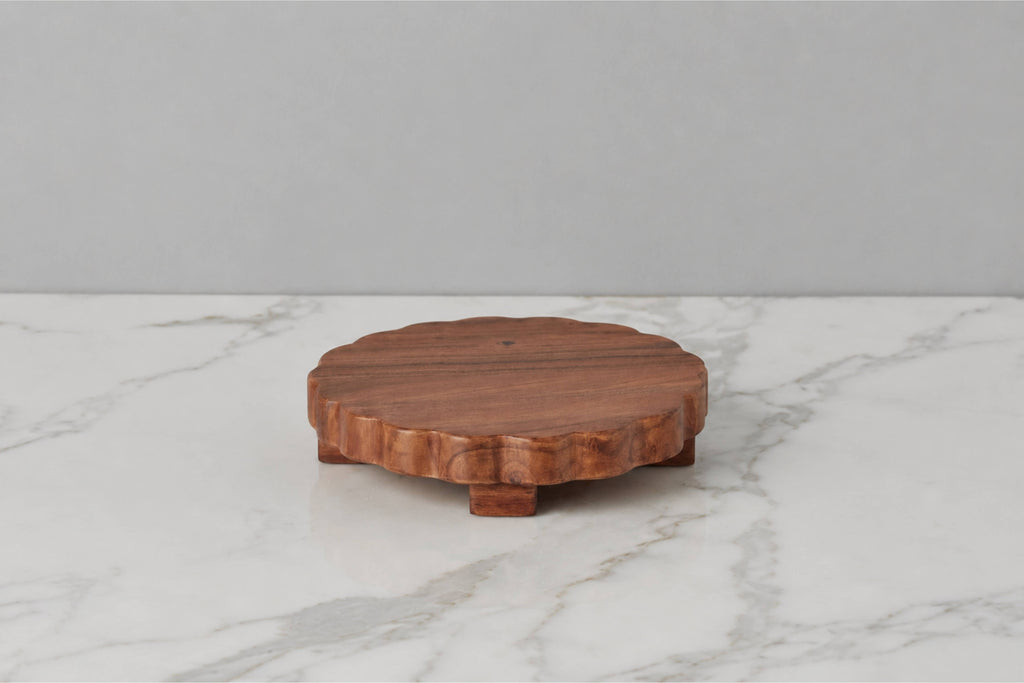 Scalloped Trivet Riser, Small Round, Natural