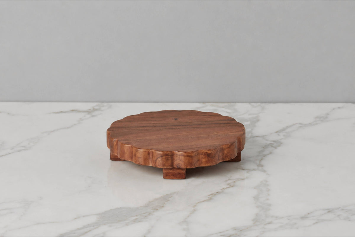 Scalloped Trivet Riser, Small Round, Natural