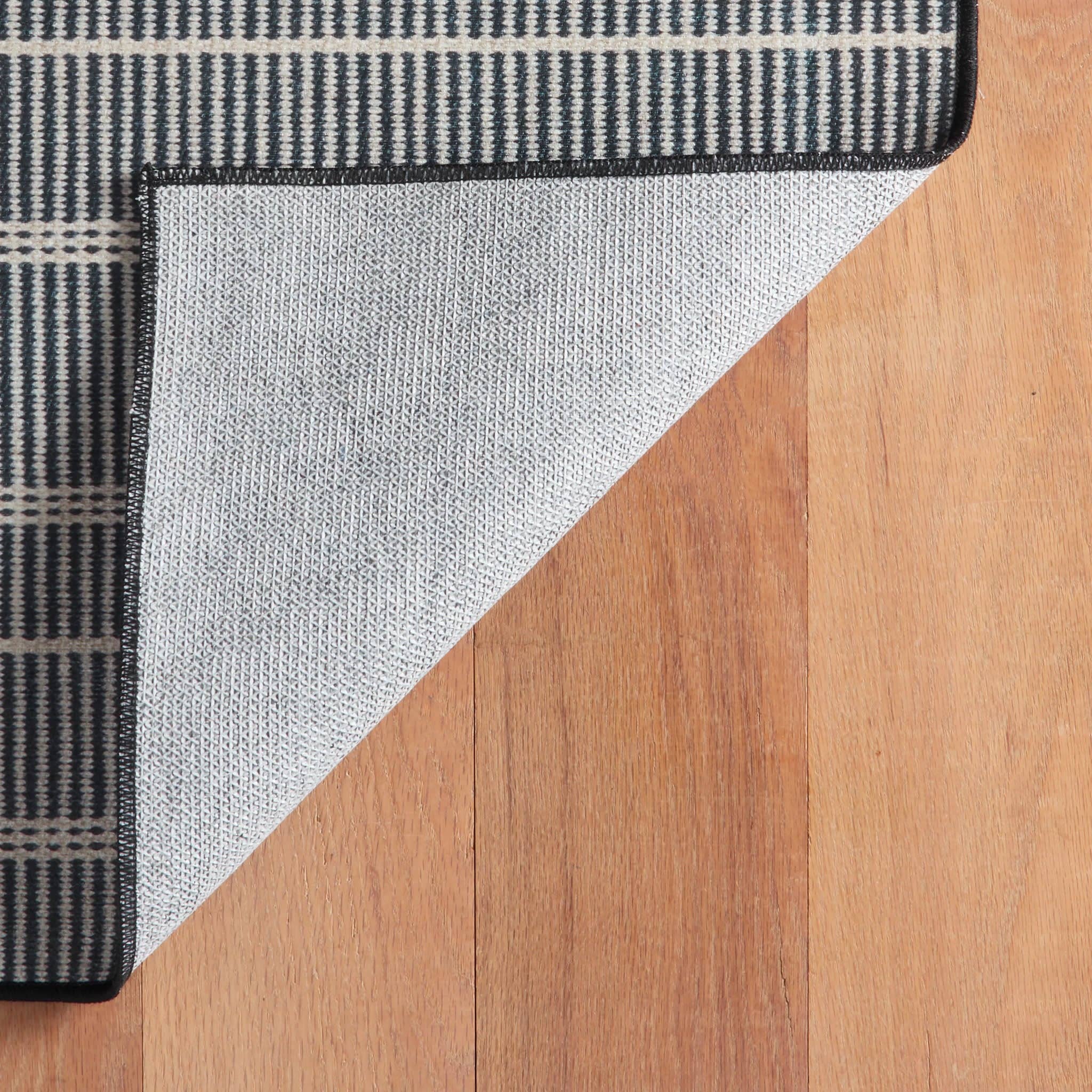 Samson Machine Washable Rug | Black: 2' x 3'
