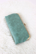 Karen Kiss Lock Clutch Bag: Tan