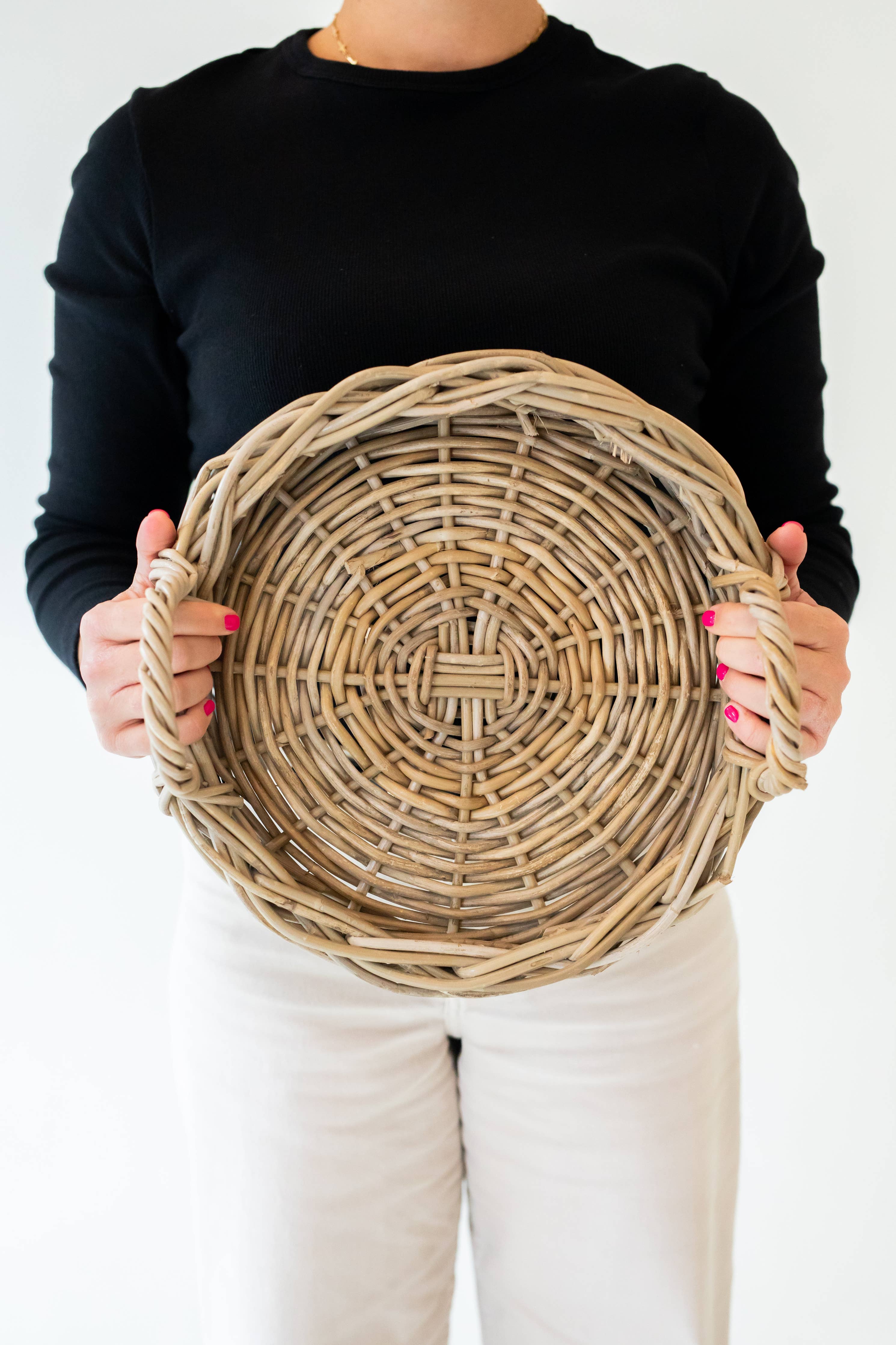 Rattan Round Tray: Medium - 17" D