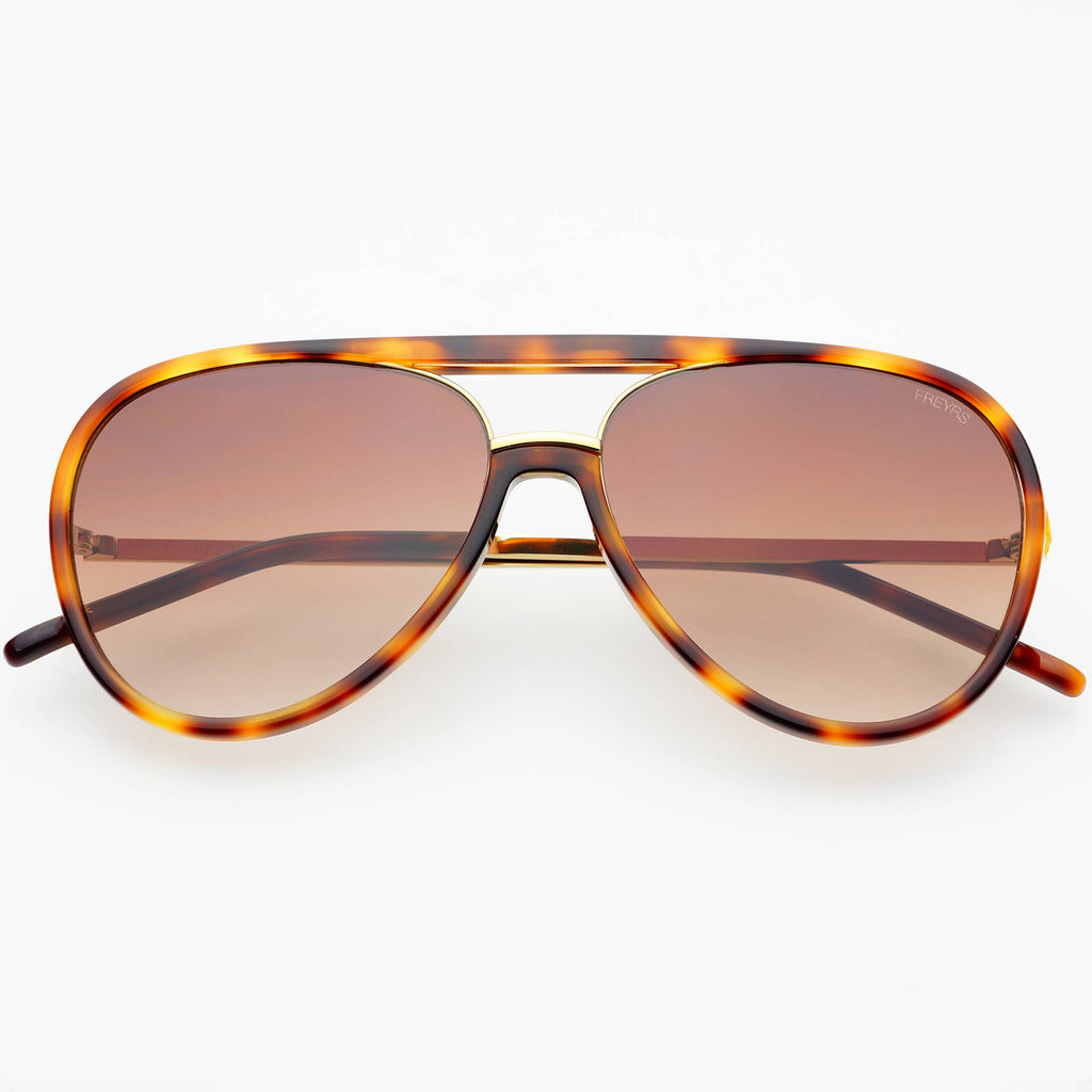 Shay Aviator Sunglasses : Tortoise