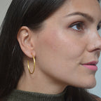 ABBY HOOP EARRINGS: Gold