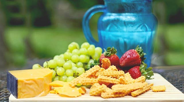 7 oz Classic Cheddar Cheese Straws