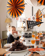 VHP1315 - Trick or Treat Felt Pennant