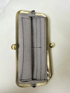 Karen Kiss Lock Clutch Bag: Black