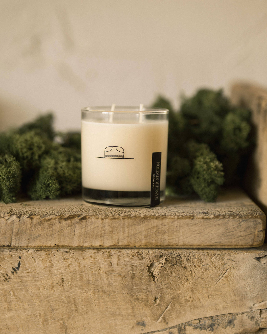 OAKMOSS CANDLE: 11 oz Rocks Glass
