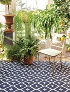 Elizabeth Handwoven Indoor/Outdoor Rug | Navy: 2' x 3'