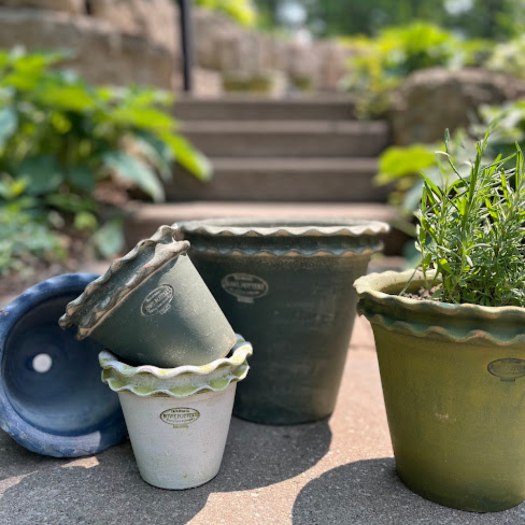 Galena Garden Pot Blue 10"