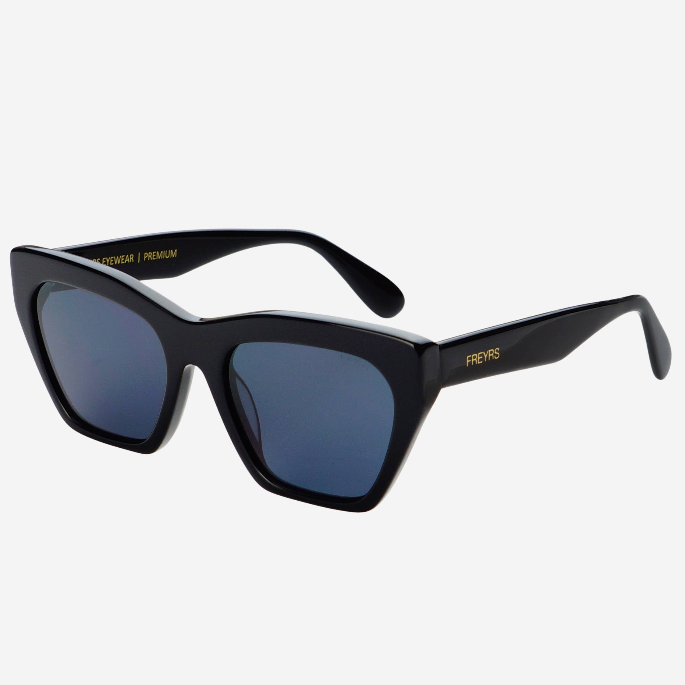 Gia Acetate Cat Eye Sunglasses : Black