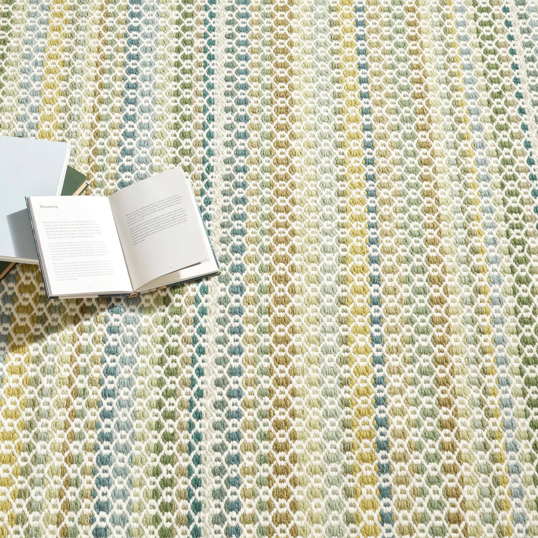 Poppy Handwoven Wool Rug | Moss: 2' x 3'