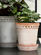 Coventry Terracotta Pots: Pale Gray / 7.5"d x 8"h